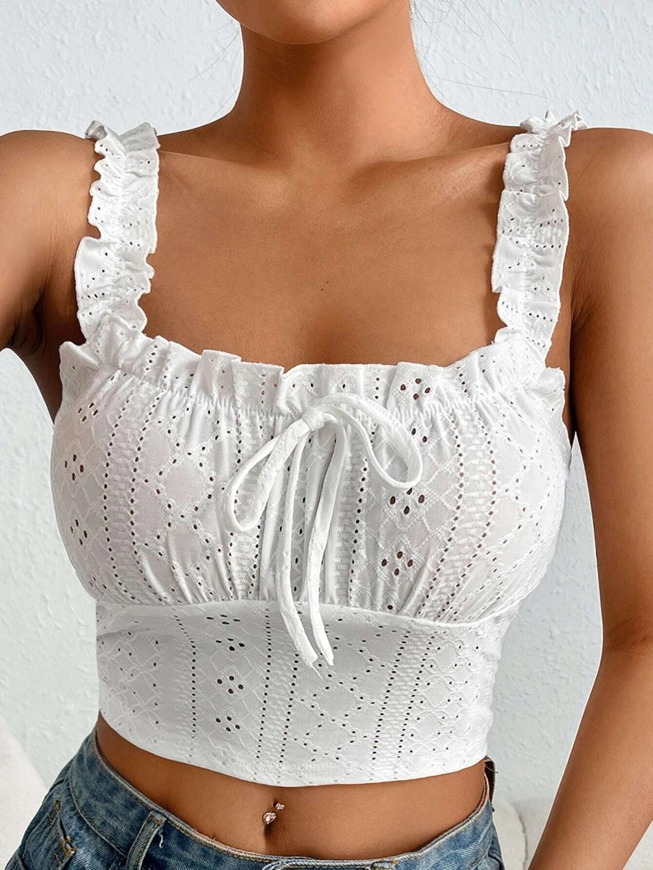 New elegant lace camisole spring and summer new pure body-shaping top