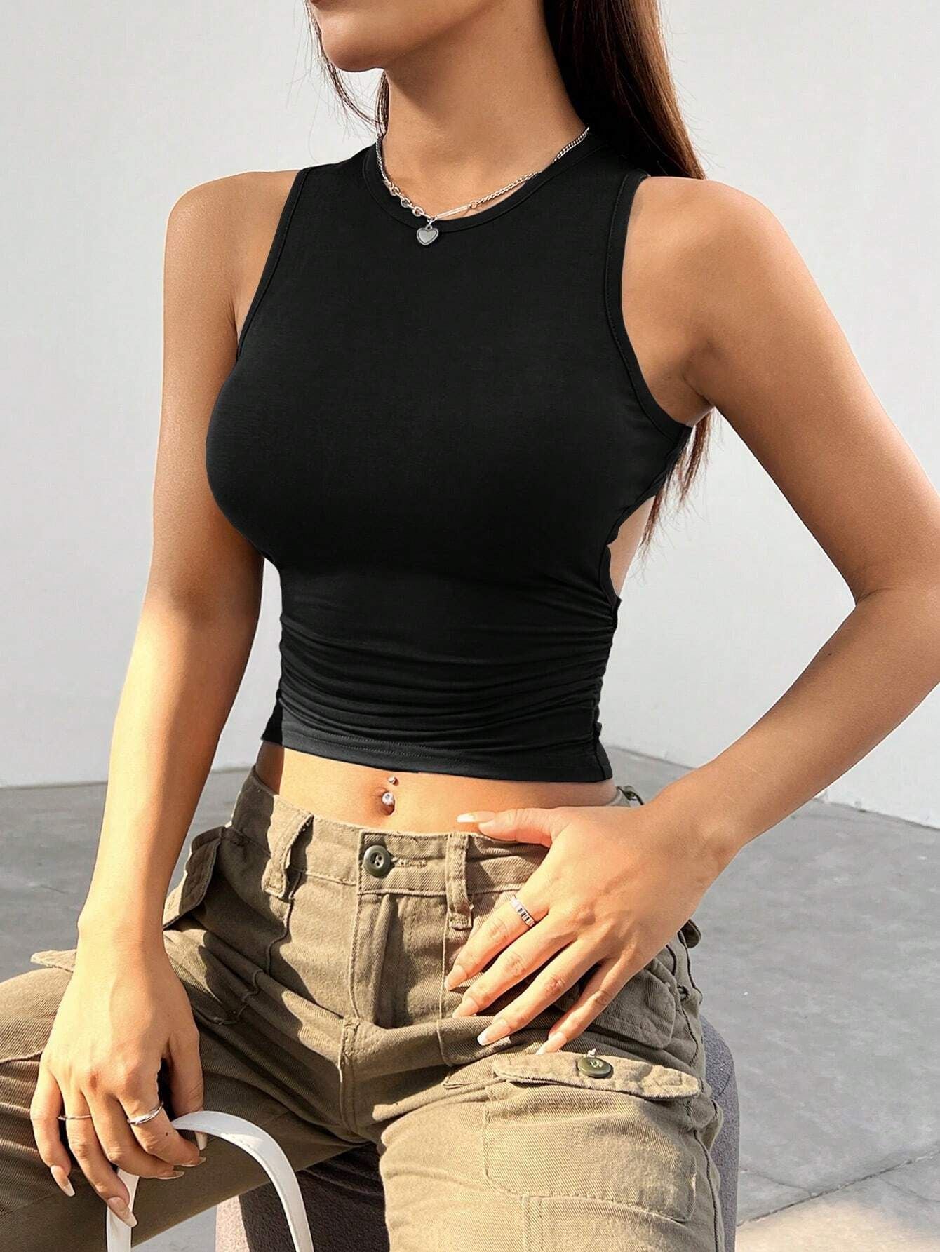 2025 Spring and Summer Solid Color Tight Short Sleeveless Vest Top