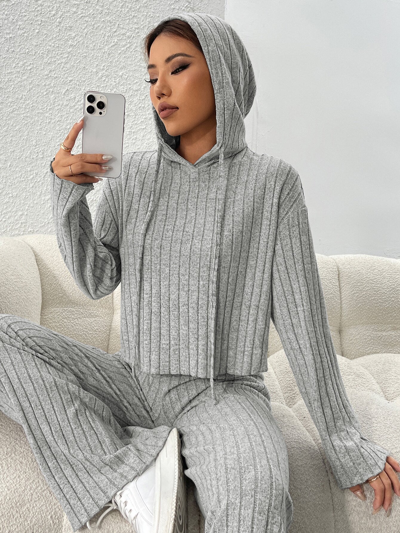 2025 women's simple hooded fashion suit autumn and winter home pure color lazy two-piece suit
